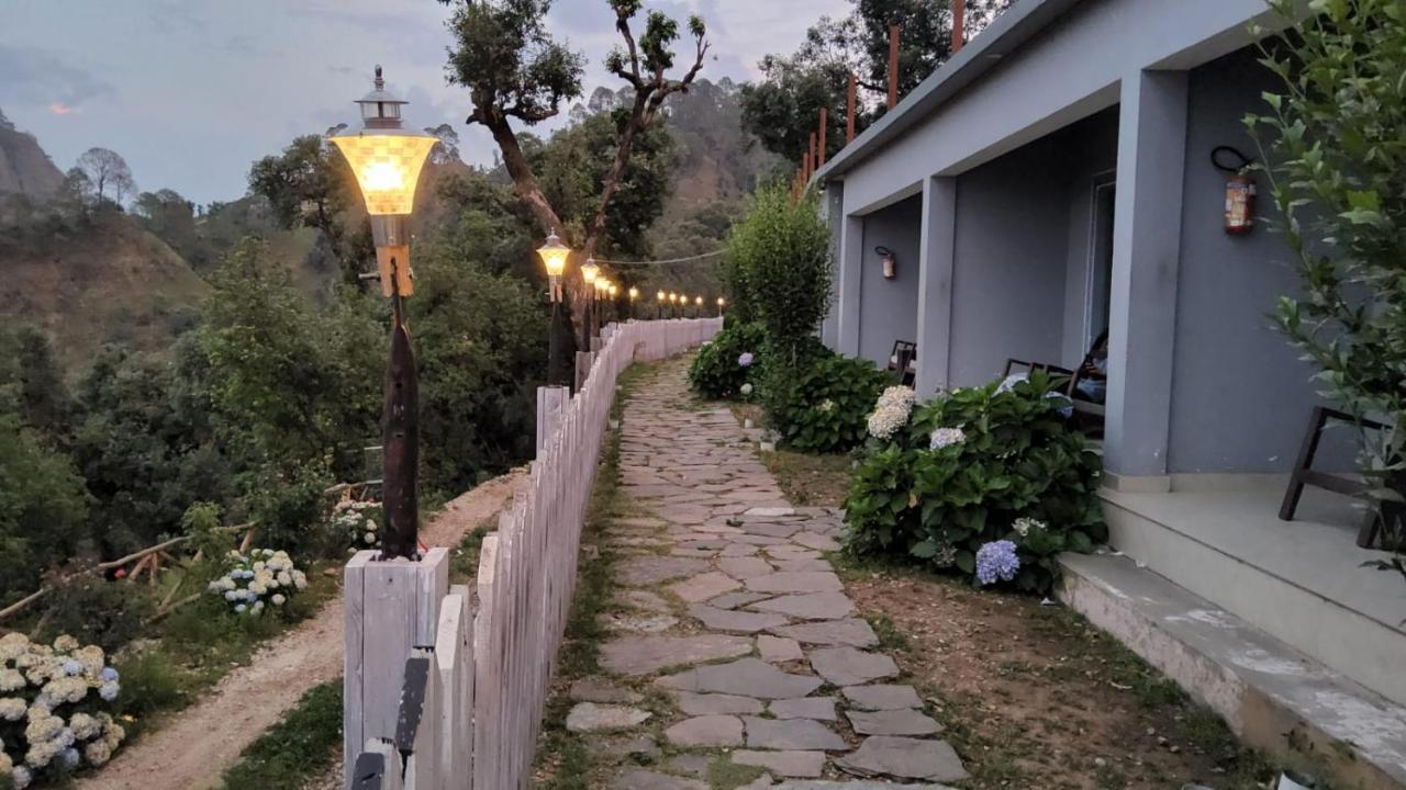 Shiva Valley Resort Kokhliyal Gaon エクステリア 写真