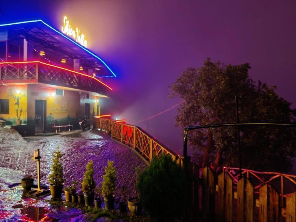 Shiva Valley Resort Kokhliyal Gaon エクステリア 写真